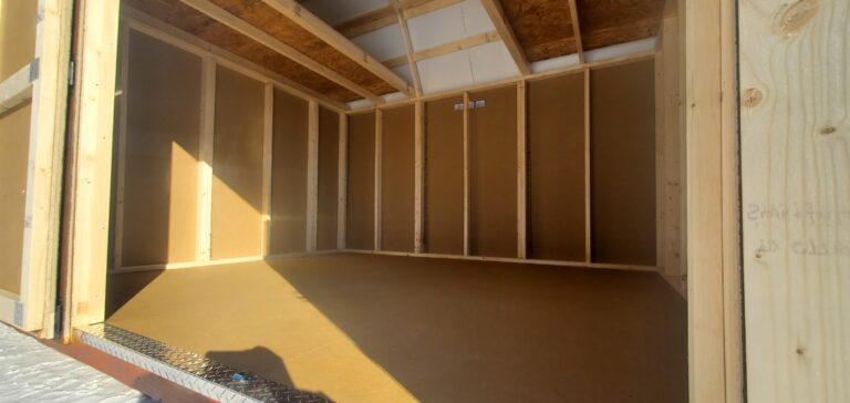 10x12 Lofted Barn 021